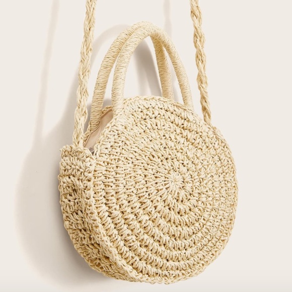 Round Woven Bag - Picture 6 of 7